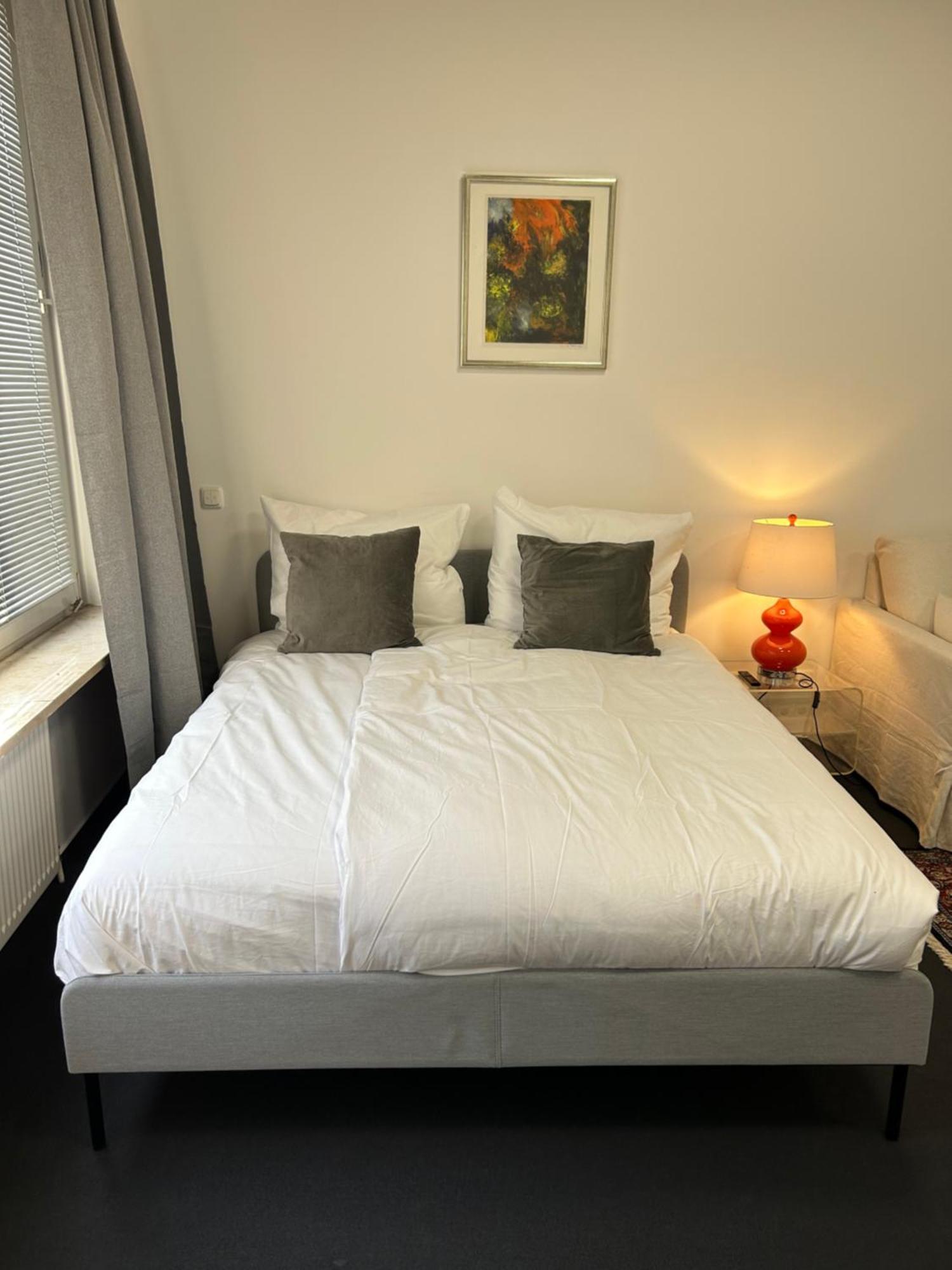 35 Qm Grosses Apartment Mit Eigenem Badezimmer In Den Elbvororten 汉堡 外观 照片