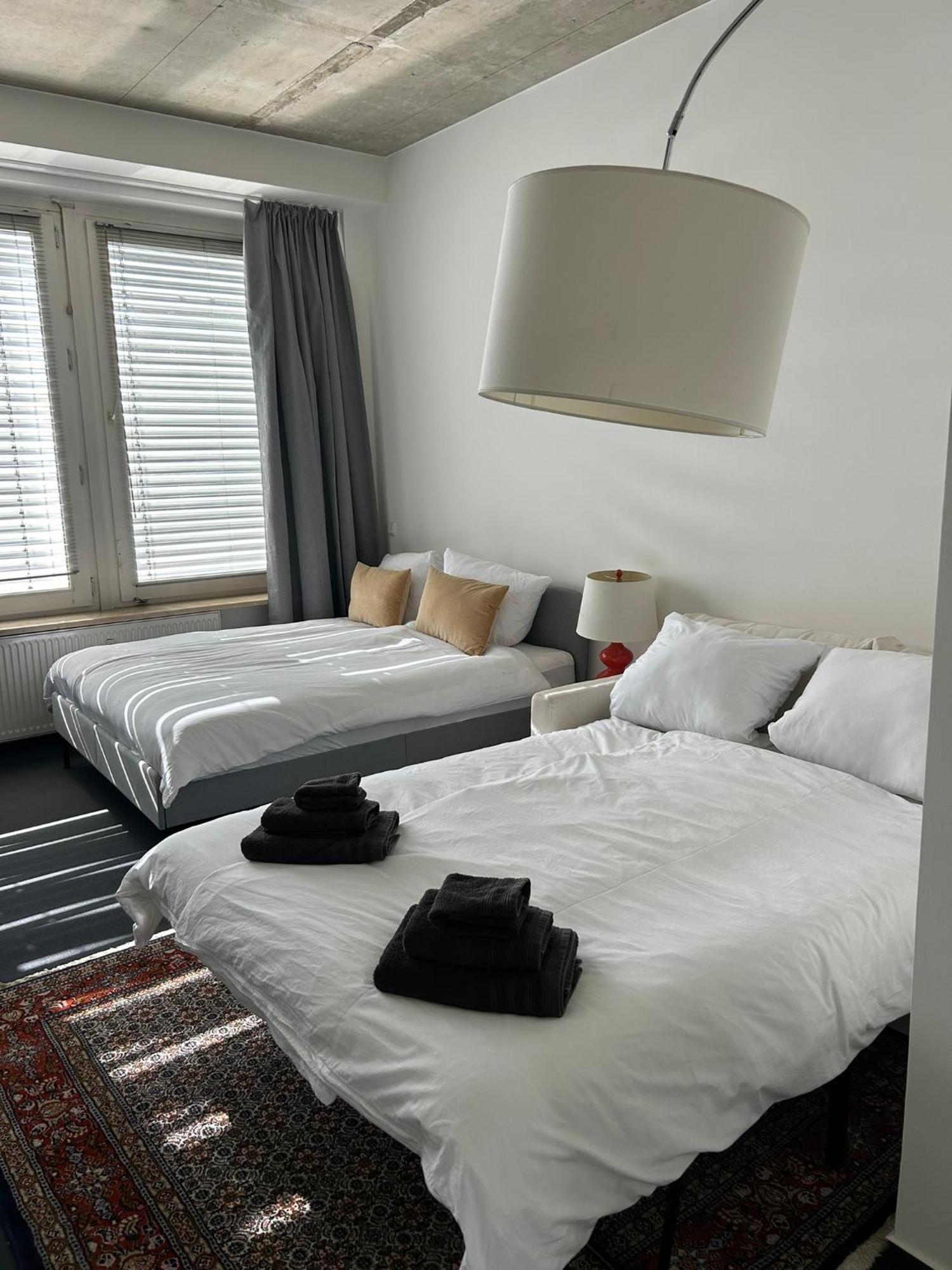 35 Qm Grosses Apartment Mit Eigenem Badezimmer In Den Elbvororten 汉堡 外观 照片
