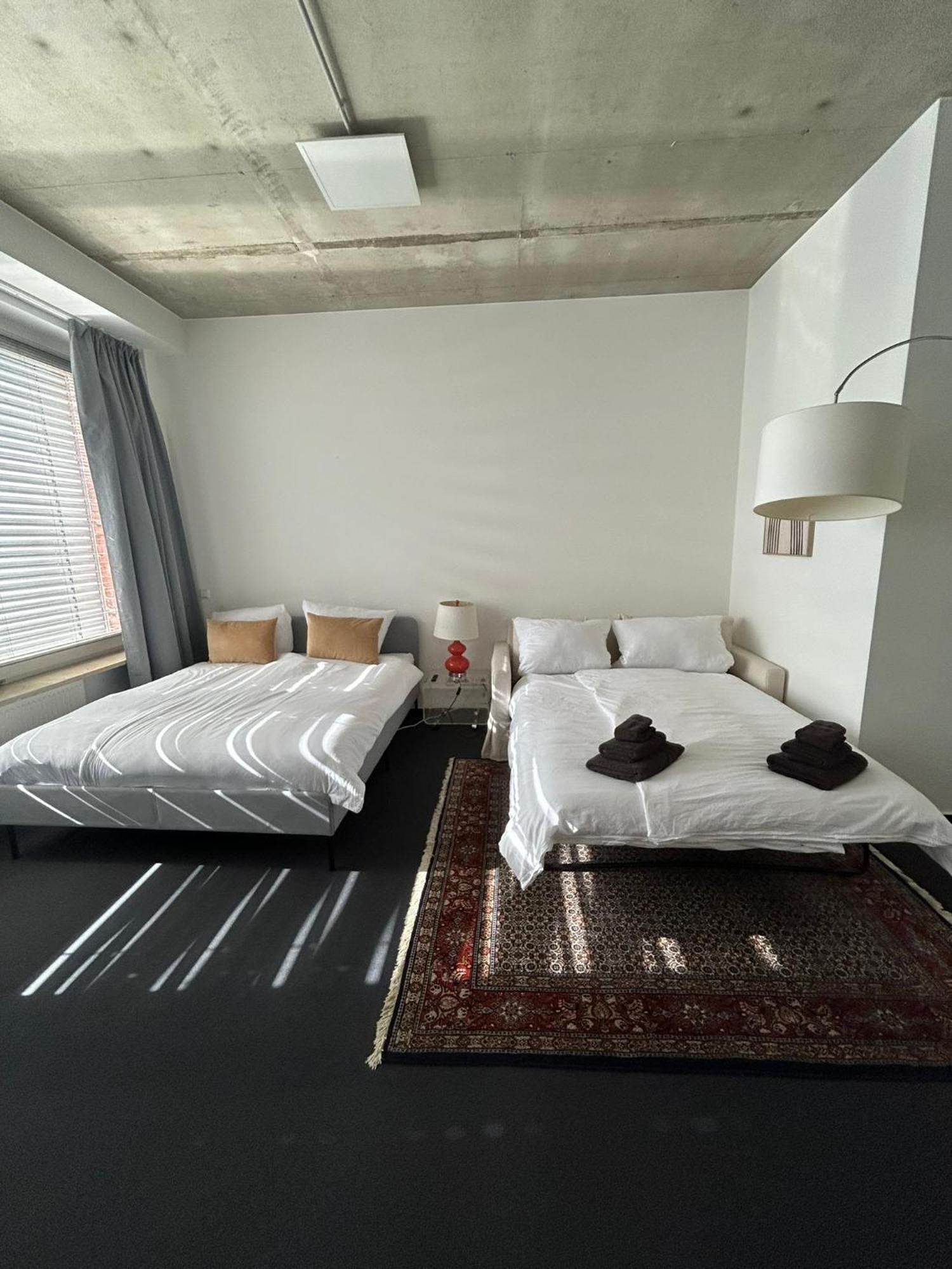 35 Qm Grosses Apartment Mit Eigenem Badezimmer In Den Elbvororten 汉堡 外观 照片